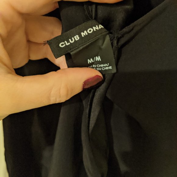 3/$30 Club Monaco Silk Deep V Back Blouse - Black - Picture 5 of 9